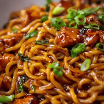 Sticky Garlic Chicken Noodles