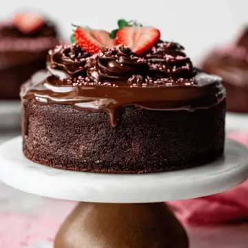 Small Chocolate Cake (6 Inch)