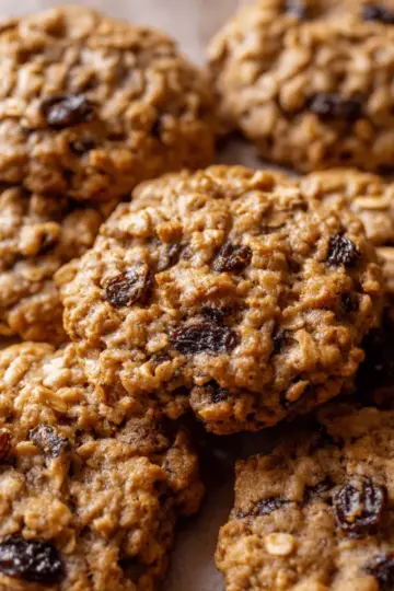 Soft & Chewy Oatmeal Raisin Cookies
