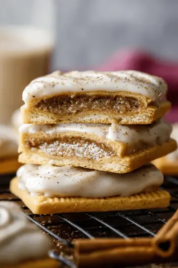 Frosted Brown Sugar Cinnamon Pop Tart Cookies