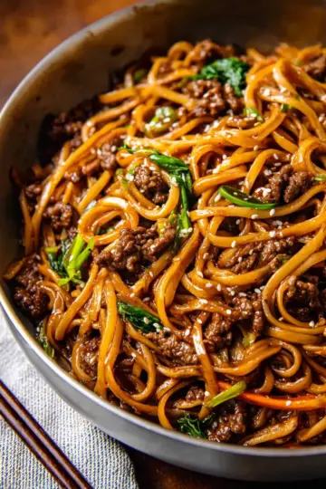Mongolian Ground Beef Noodles