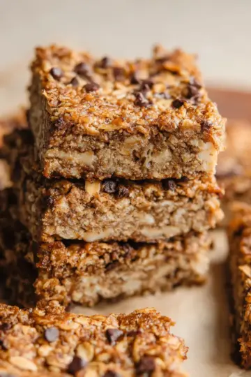 4-Ingredient Banana Oatmeal Bars