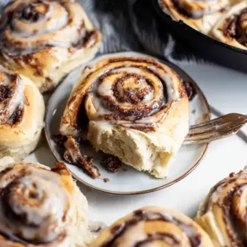 Quick Sourdough Discard Cinnamon Rolls