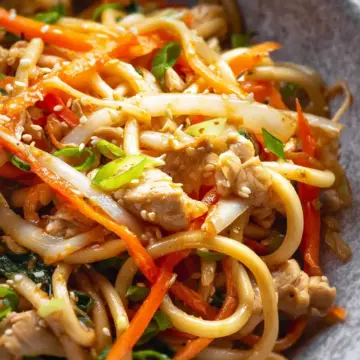 Easy Chicken Lo Mein