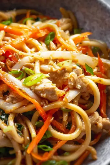 Easy Chicken Lo Mein