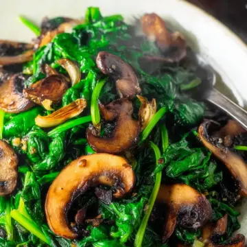 Sautéed Spinach and Mushrooms with Garlic