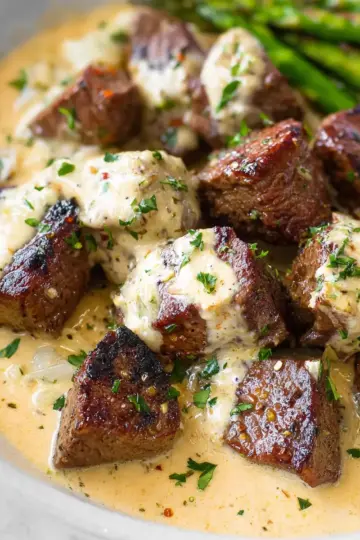 Garlic Butter Steak Bites with Parmesan Cream Sauce
